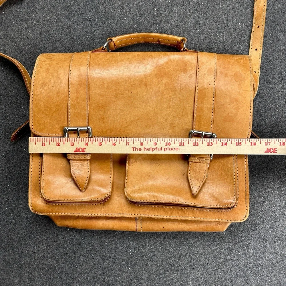 Vintage M.R. Canoa Industria Argentina Cowhide‎ Leather Messenger Bag Satchel